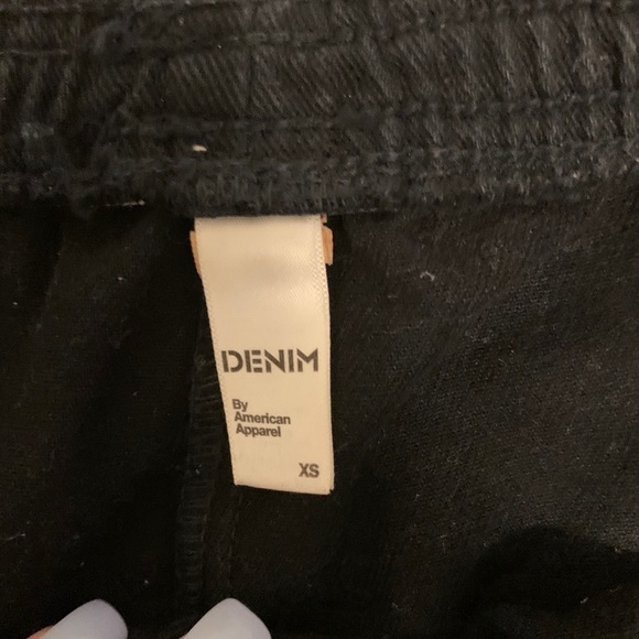 Shorts - Picture 3 of 3